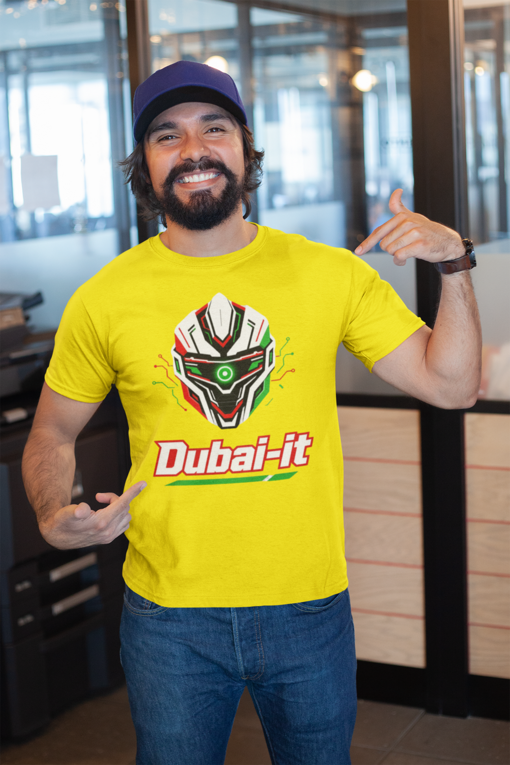 Dubai-it Cyber Robot tee - Yellow, happy male model in office