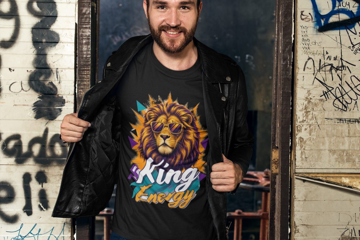 King Energy tee - black, male model with leather jacket